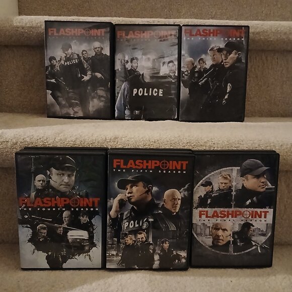 Flashpoint: The Complete Series - 18 DVDs - Picture 1 of 9